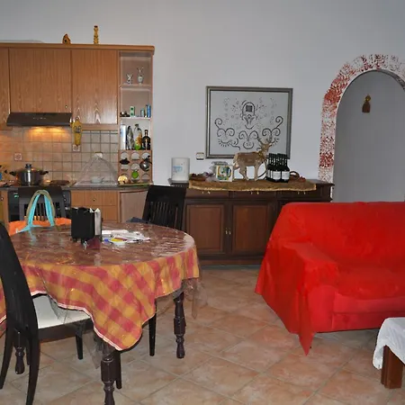 House Litsa 50 Metres From Agios Gordios 2br Agios Gordios (Corfu)