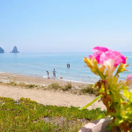 Apartament House Litsa 50 Metres From Agios Gordios 2br